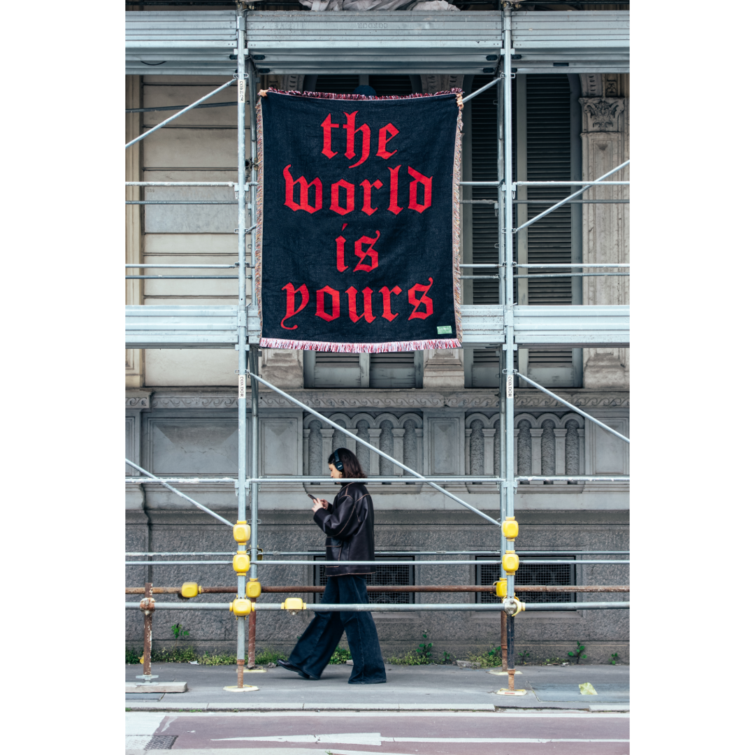 OBJECTS ARE BY X NAS The World Is Yours Blanket